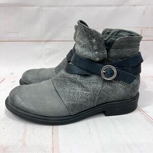 Miz Mooz Embossed Mandala Pixie Tooled Leather Ankle Combat Moto Boot Grey